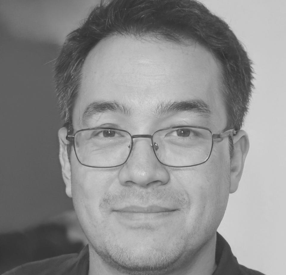 Інструктор Олег Шевченко